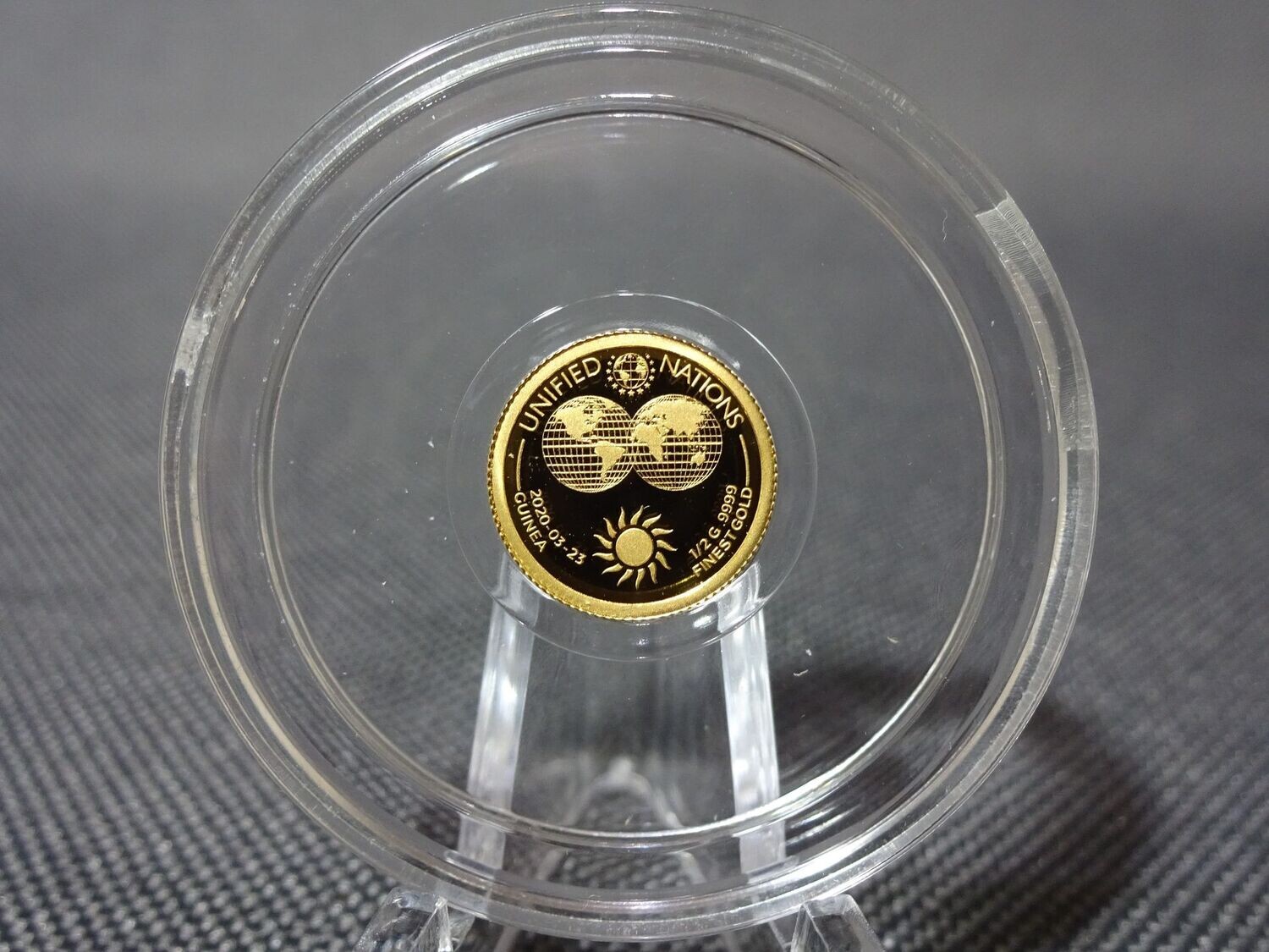 Goldmünze Guinea 2020 1000 Francs Unified Nations Weltkarte Sonne Proof 0,5 g