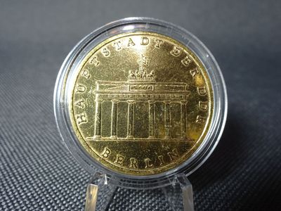 Münze DDR 1971 5 Mark Brandenburger Tor Vergoldet