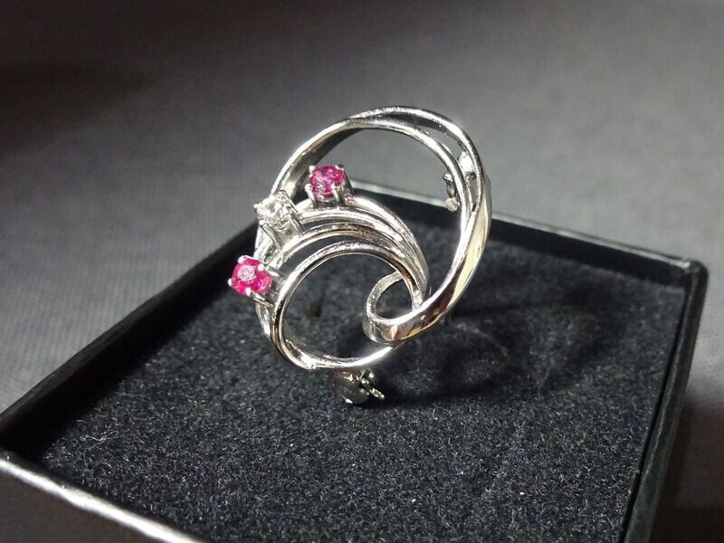 Brosche Zirkonia Weiß Rubin Magenta Anstecknadel 925-Silber Brosche Zirkonia Weiß Rubin Magenta Anstecknadel 925-Silber