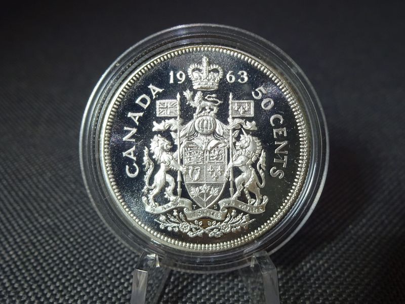 Silbermünze Kanada 1963 50 Cents Wappen Elizabeth II. Erhaltung Silbermünze Kanada 1963 50 Cents Wappen Elizabeth II. Erhaltung