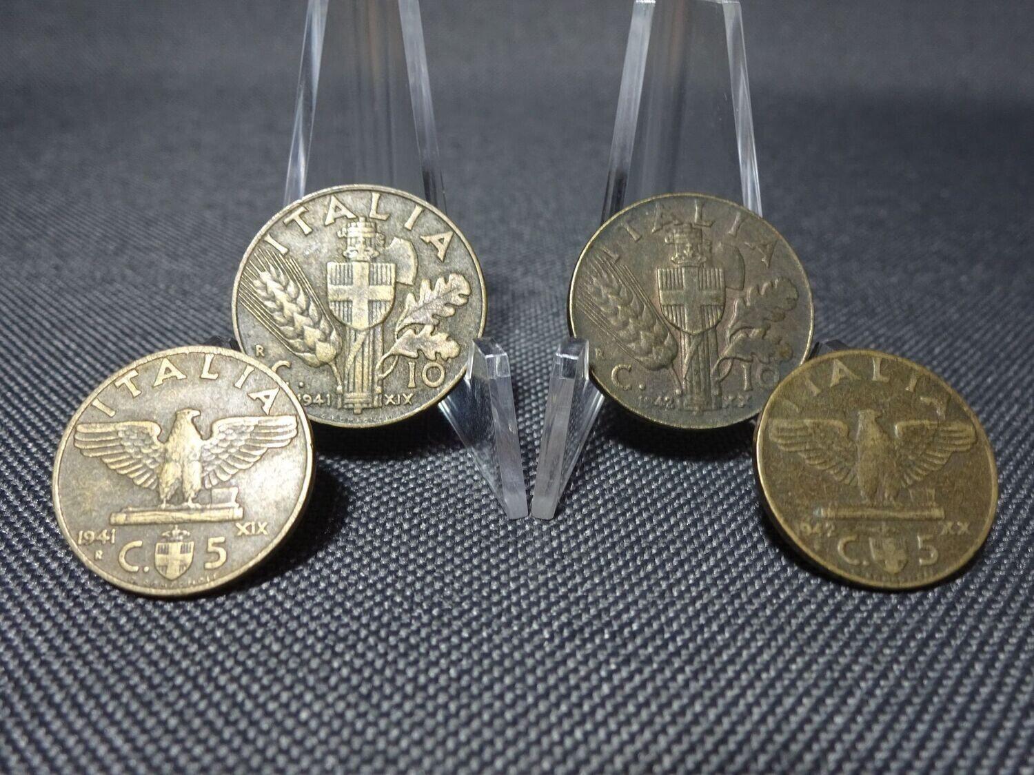 Münzen-Set Italien 1941 1942 5 10 Centesimi Vittorio III. Patina Faschistenprägung Münzen-Set Italien 1941 1942 5 10 Centesimi Vittorio III. Patina Faschistenprägung