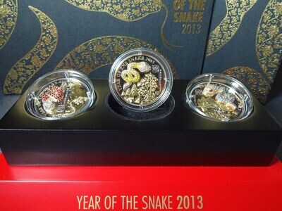 Silbermünzen Set Ruanda 2013 500 Francs 3D Skulptur Lunar Schlange Snake Gilded Pave-Technik PP Proof Silbermünzen Set Ruanda 2013 500 Francs 3D Skulptur Lunar Schlange Snake Gilded Pave-Technik PP Proof