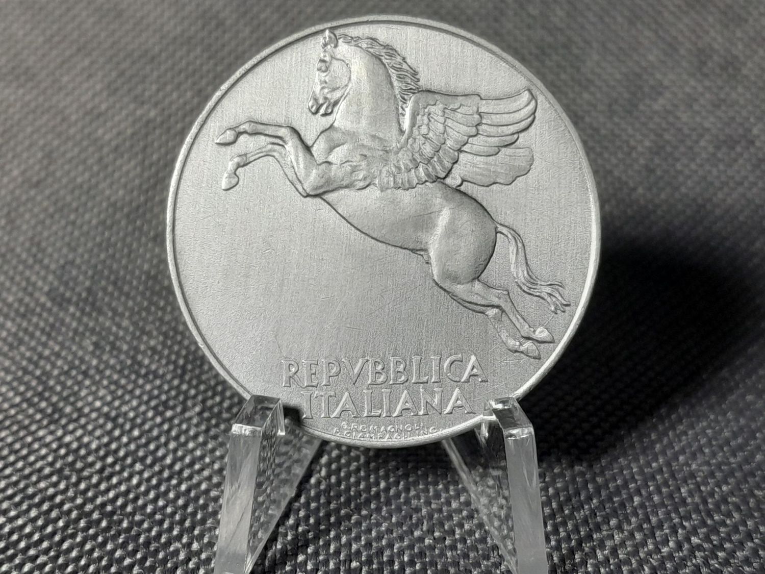 Münze Italien 1949 10 Lire Pegasus Pferd Erhaltung!!! Münze Italien 1949 10 Lire Pegasus Pferd Erhaltung!!!