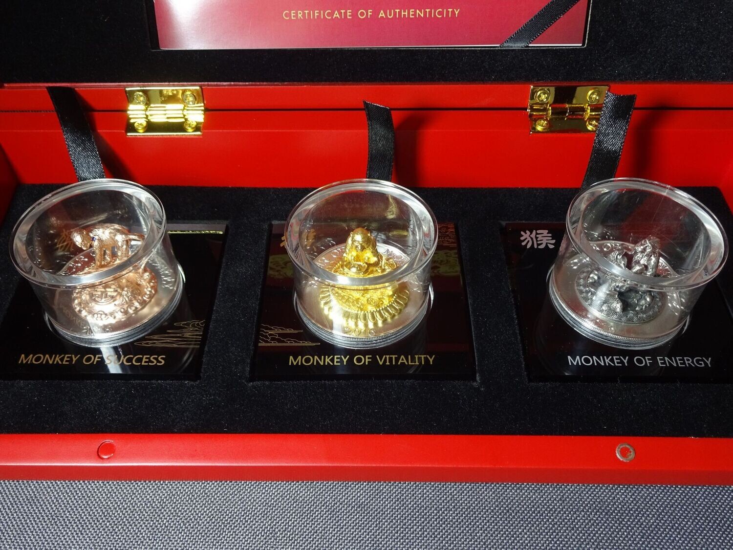 Silbermünzen Set Ruanda 2016 Lunar Affe Monkey 3D Skulptur Gilded Rotgold 1 Oz Unze Silbermünzen Set Ruanda 2016 Lunar Affe Monkey 3D Skulptur Gilded Rotgold 1 Oz Unze