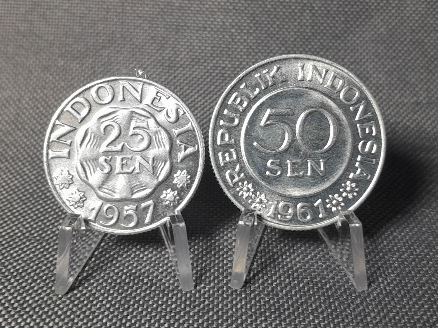 Münzen Set Indonesien 1957 1961 25 & 50 Sen Indonesia