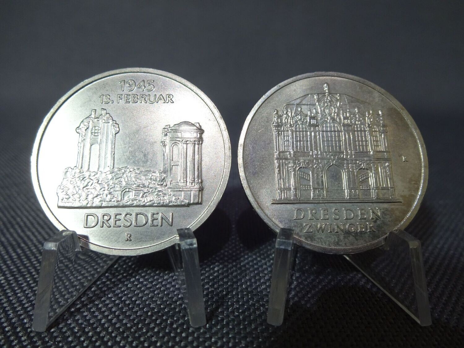 Münzen Set DDR 1985 5 Mark 1945 Dresden Zwinger