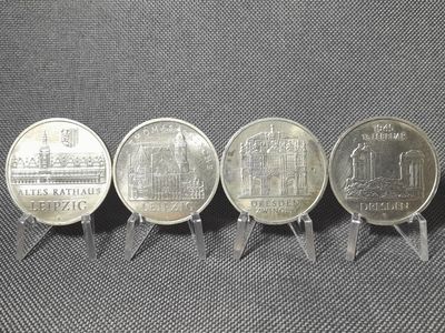 Münzen Set DDR 1984 1985 5 Mark Leipzig Thomas Kirche Altes Rathaus Zwinger Dresden 1945