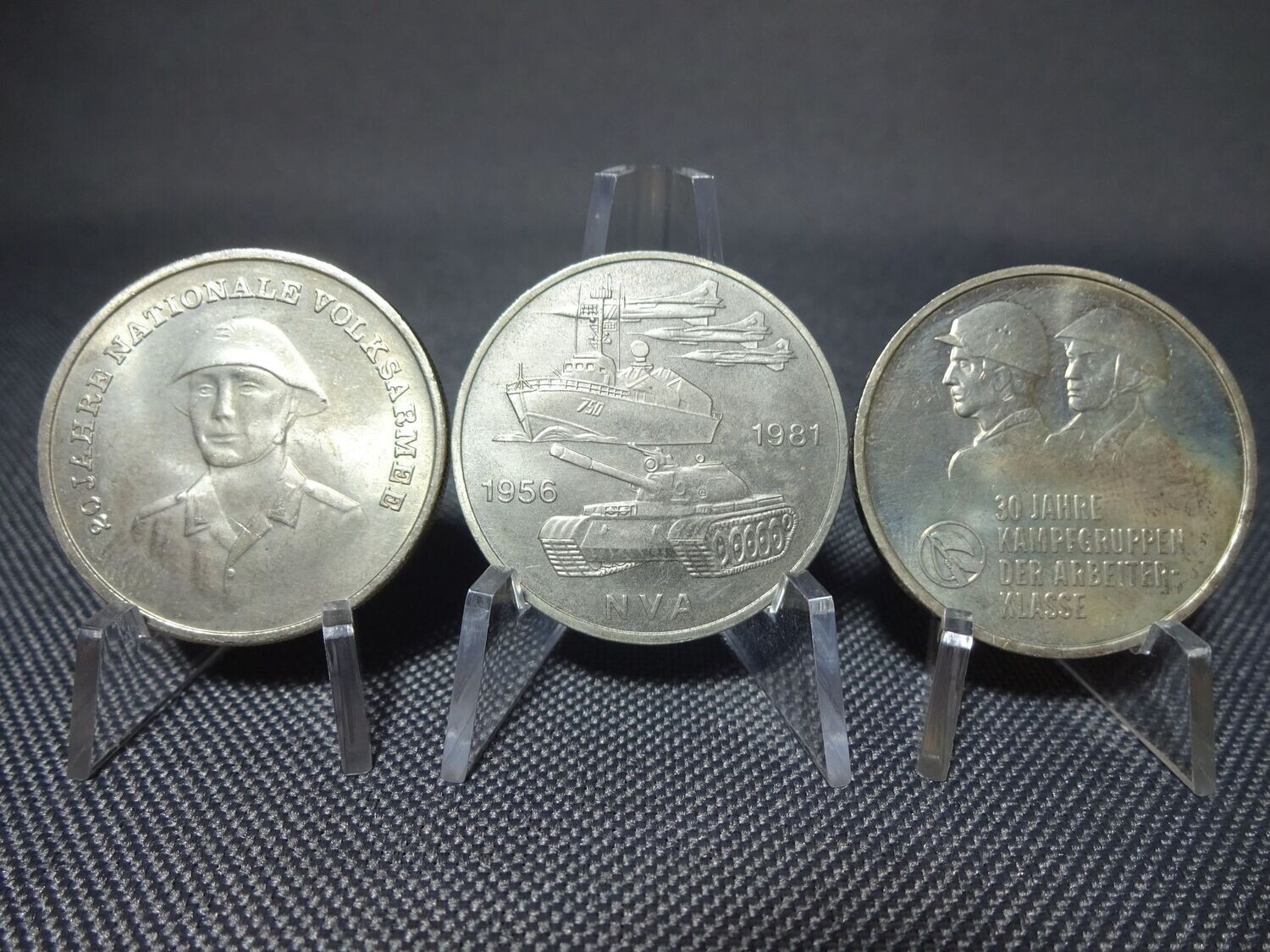 Münzen-Set DDR 1976 1981 1983 10 Mark Nationale Volksarmee Panzer Krieg Soldat Münzen-Set DDR 1976 1981 1983 10 Mark Nationale Volksarmee Panzer Krieg Soldat