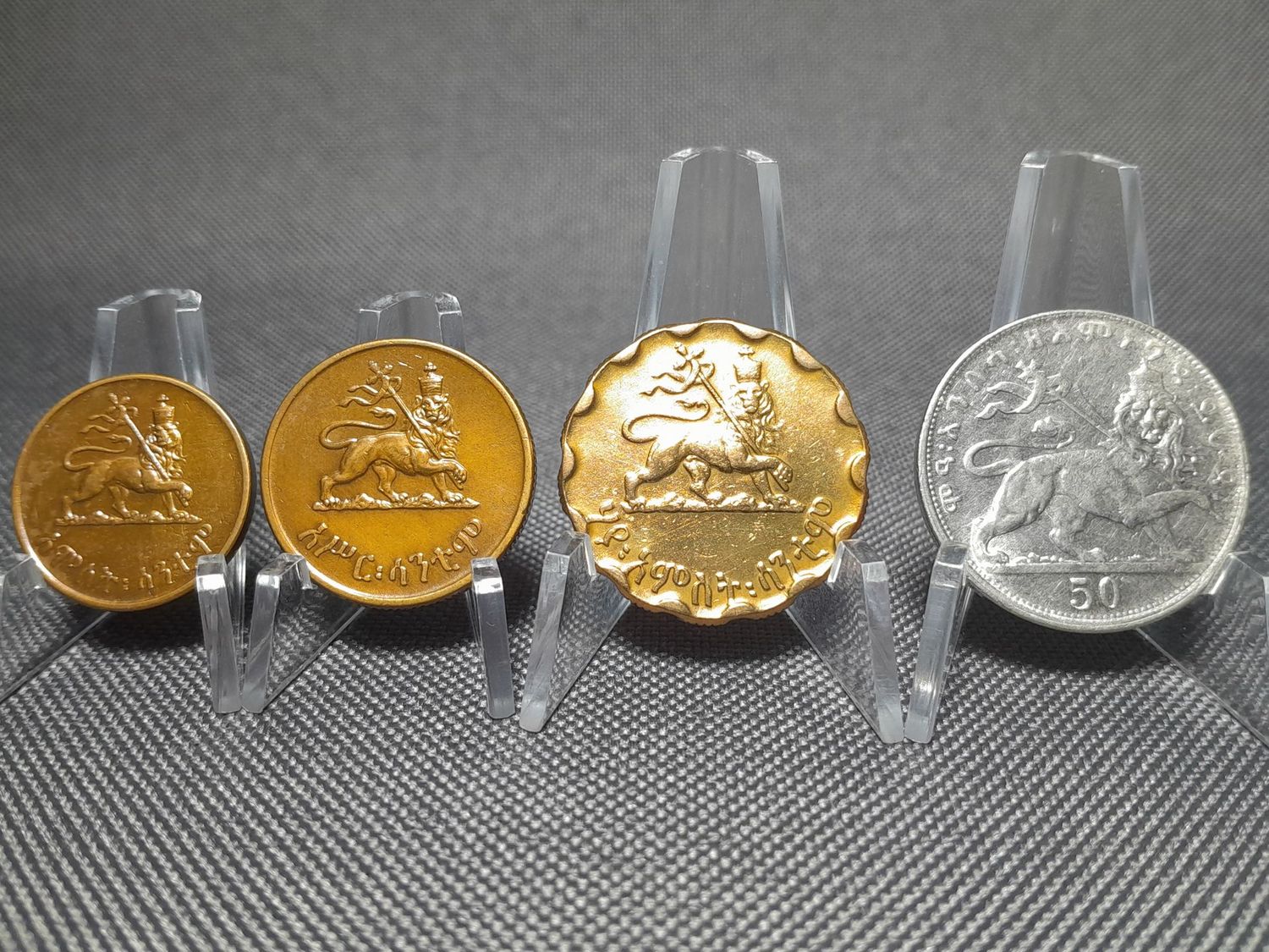 Münzen Set Äthiopien 1931 1944 5 10 25 Santeem Centimes 50 Mätonya Kaiser Haile Selassie I. Erhaltung Münzen Set Äthiopien 1931 1944 5 10 25 Santeem Centimes 50 Mätonya Kaiser Haile Selassie I. Erhaltung