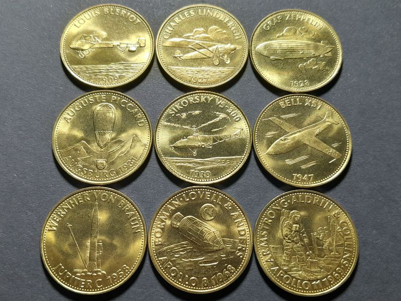 Medaillen Set Shell Deutschland Luftfahrt Raumfahrt Flugzeug Zeppelin Helikopter Rakete Erhaltung Medaillen Set Shell Deutschland Luftfahrt Raumfahrt Flugzeug Zeppelin Helikopter Rakete Erhaltung
