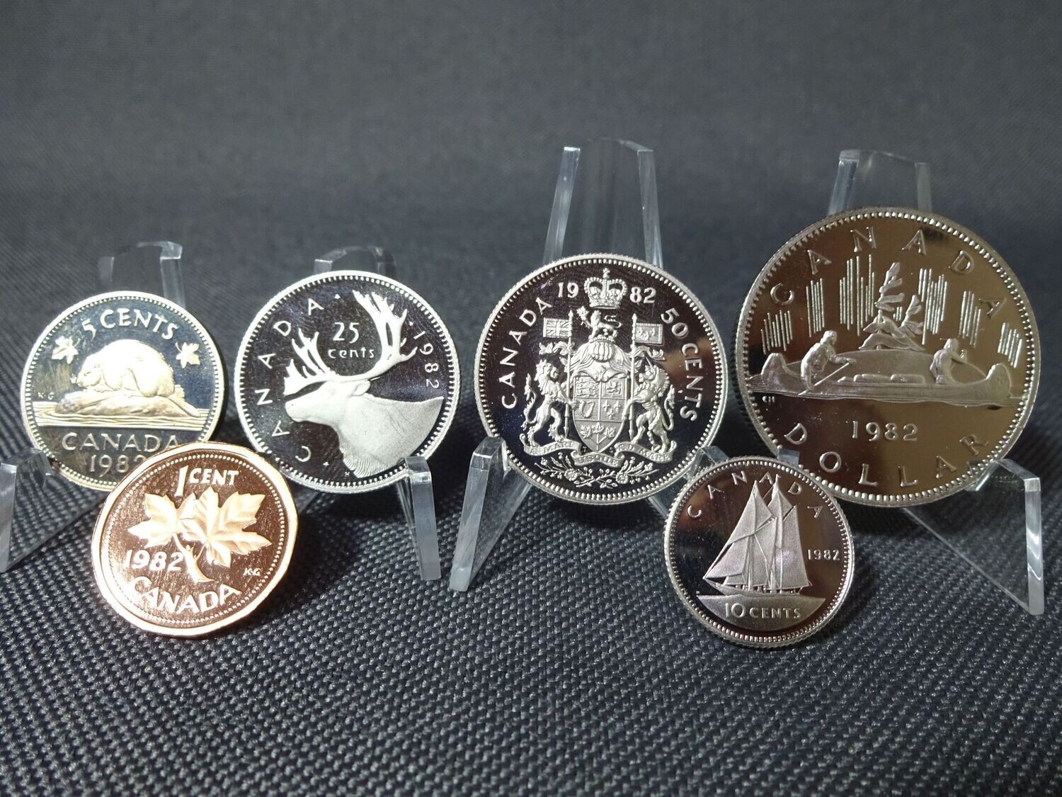 Kursmünzensatz KMS Set Kanada 1982 1 Cent - 1 Dollar Indianer Proof Kursmünzensatz KMS Set Kanada 1982 1 Cent - 1 Dollar Indianer Proof