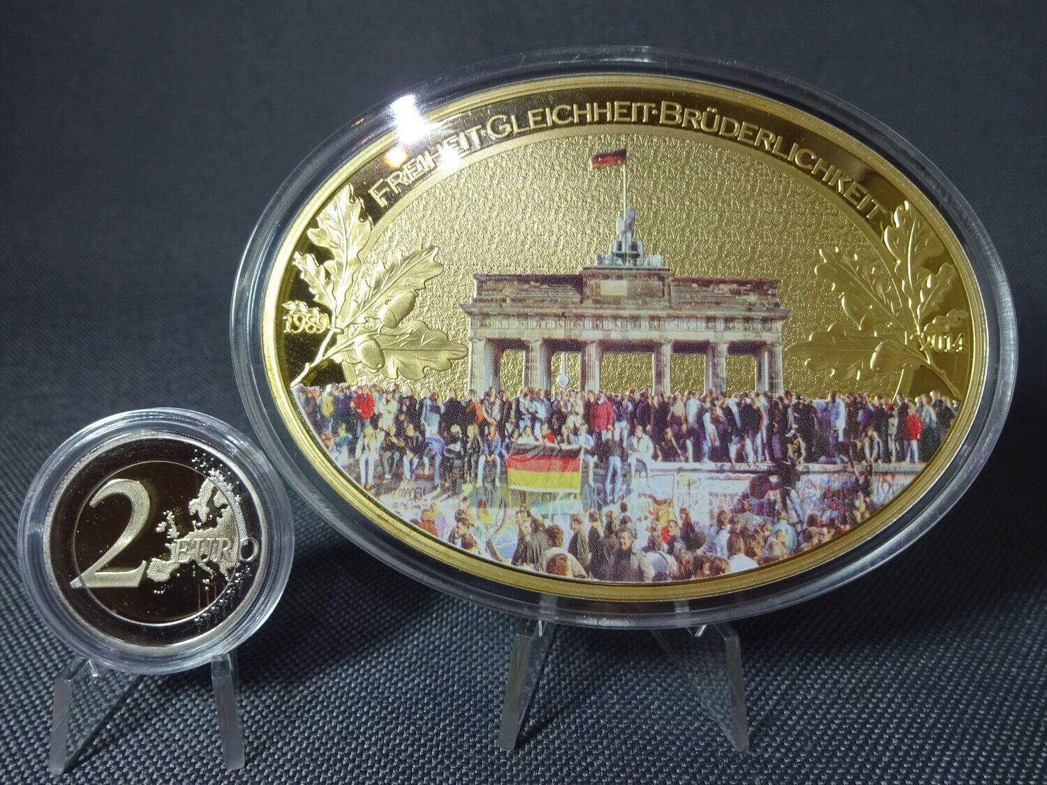 Medaille Deutschland 2014 25 Jahre Mauerfall Swarovski Vergoldet PP Proof 85 mm x 62 mm Medaille Deutschland 2014 25 Jahre Mauerfall Swarovski Vergoldet PP Proof 85 mm x 62 mm