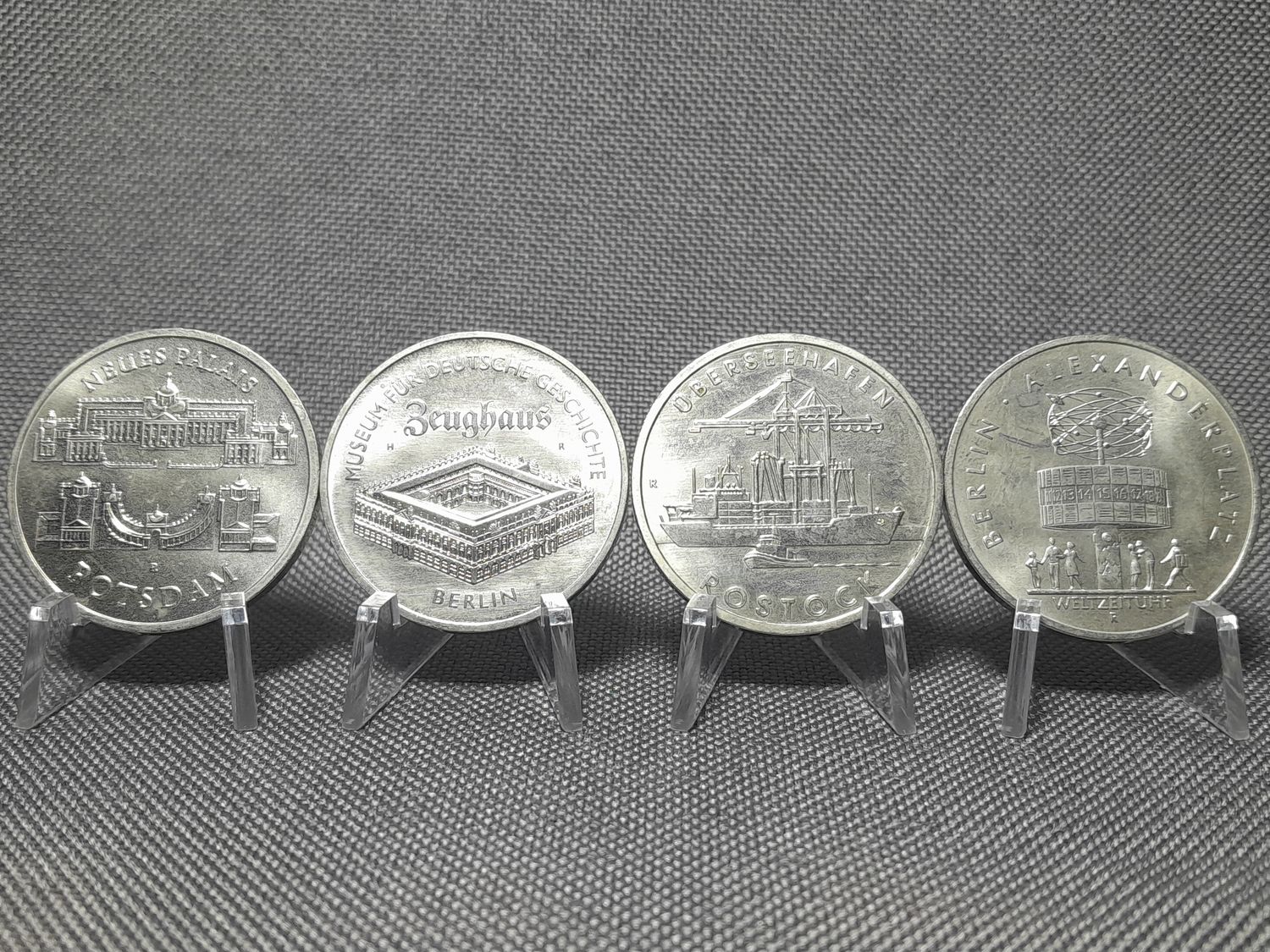 Münzen Set DDR 1986 1987 1988 1990 5 Mark Potsdam Zeughaus Rostock Alexanderplatz Münzen Set DDR 1986 1987 1988 1990 5 Mark Potsdam Zeughaus Rostock Alexanderplatz