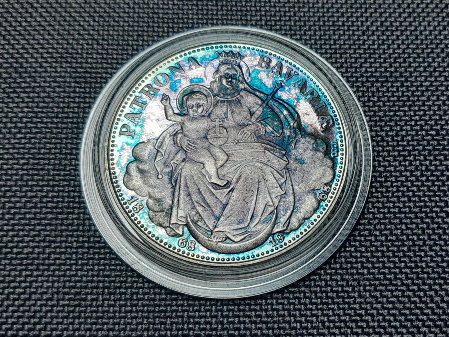 Silbermedaille Bayern 1968 Deutschland Madonna Patrona Bavaria Patina!