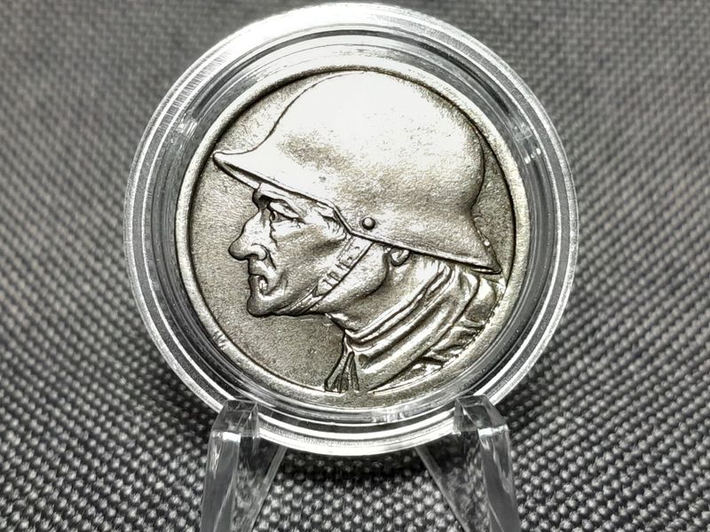 Münze 1918 Deutsches Kaiserreich 10 Pfennig Stadt Düren Soldat Helm Notgeld Erhaltung