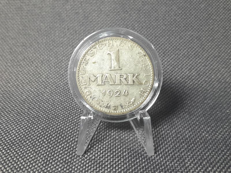 Silbermünze Weimarer Republik 1924 J 1 Mark Hamburg Patina Silbermünze Weimarer Republik 1924 J 1 Mark Hamburg Patina