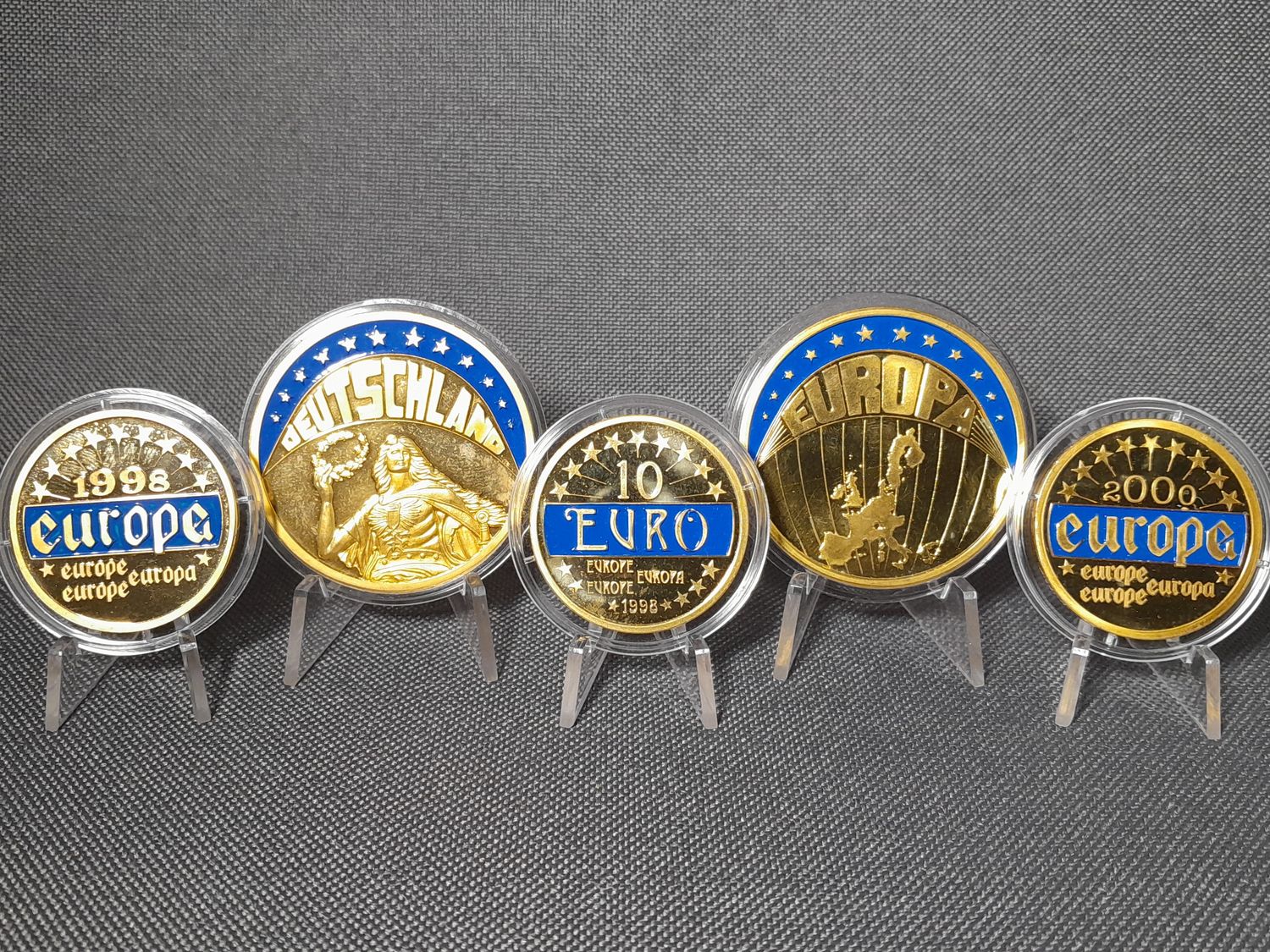 Medaillen Set Europa 1993 1997 1998 2000 ECU Deutschland Germania Vergoldet Medaillen Set Europa 1993 1997 1998 2000 ECU Deutschland Germania Vergoldet