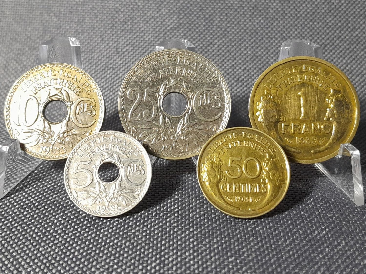 Münzen Set Frankreich 1931 1933 1936 1937 1 5 10 25 50 Centimes Franc Erhaltung!!! Münzen Set Frankreich 1931 1933 1936 1937 1 5 10 25 50 Centimes Franc Erhaltung!!!
