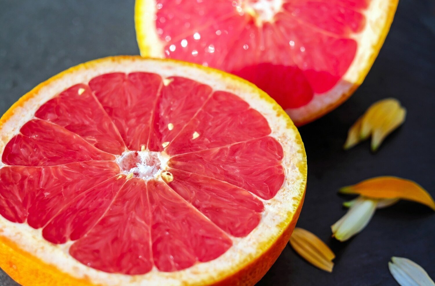 Grapefruit Essential Oil - น้ำมันหอมระเหยเกรฟฟรุ้ต