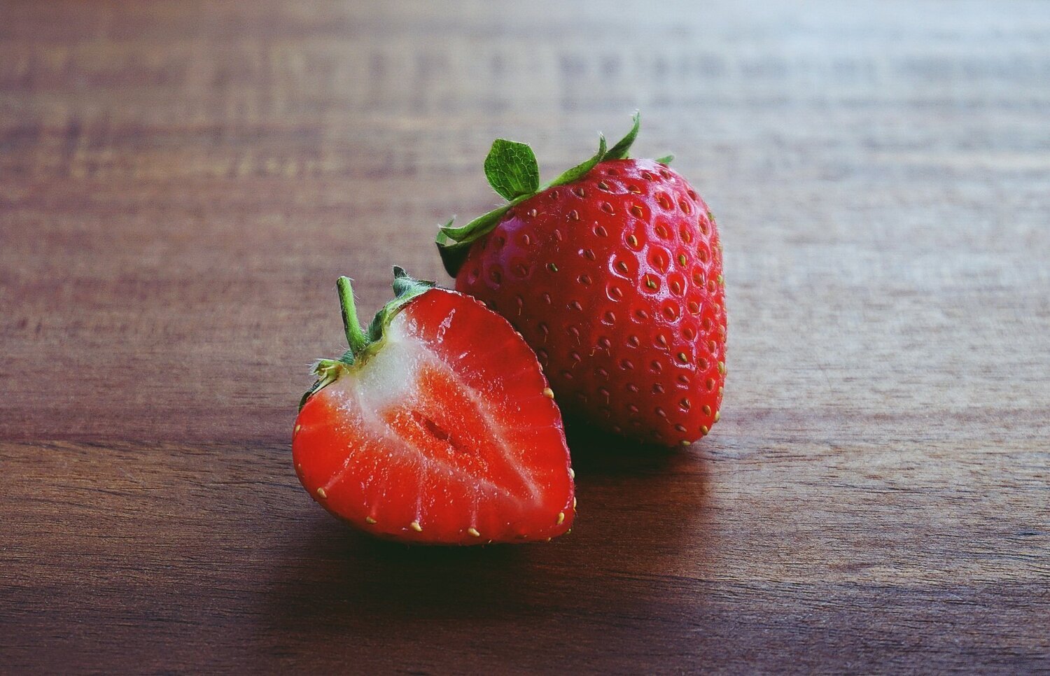 Strawberry Fragrance Oil - หัวน้ำหอมกลิ่น สตรอว์เบอร์รี