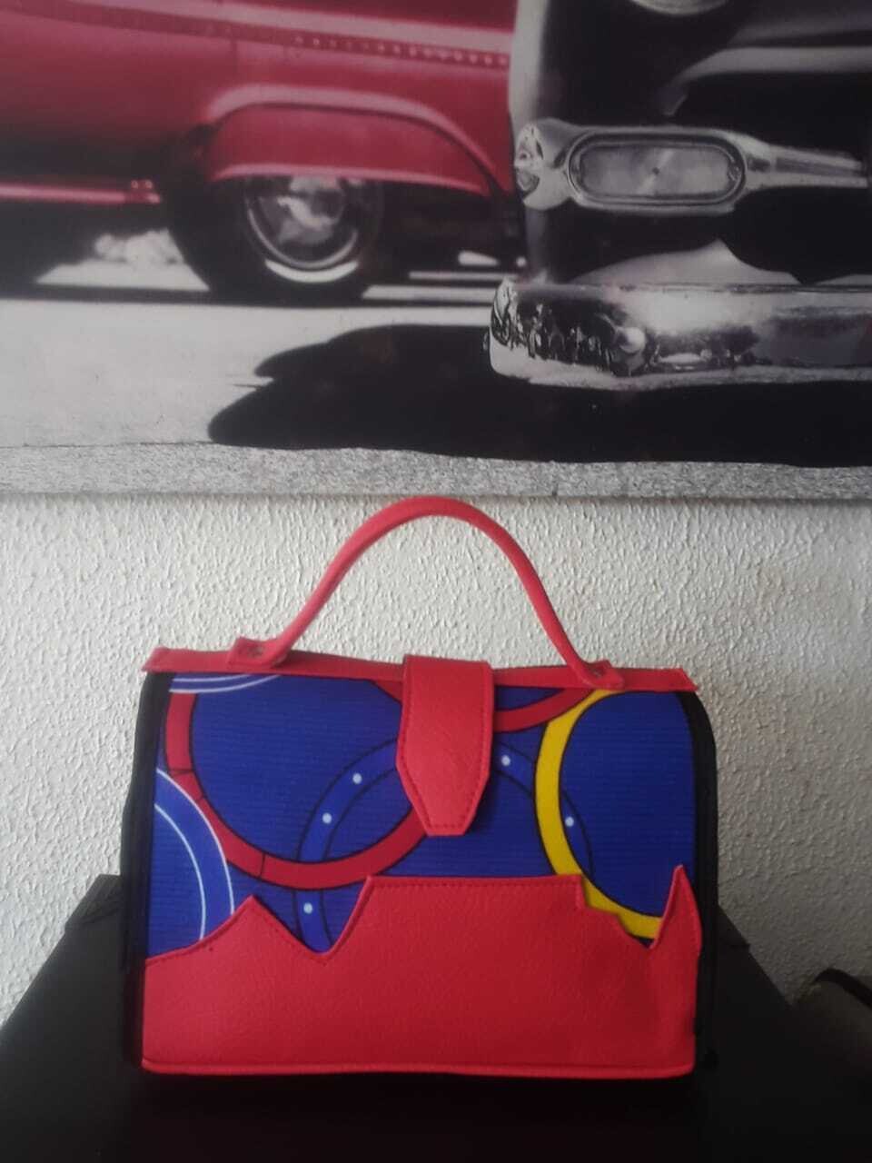 ICONIC BLUE AND RED