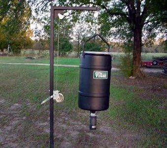 200 lb Hanging Feeder w/ Solar Elite Timer