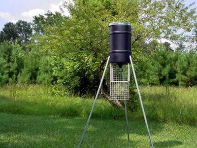 225 lb Capacity Tripod Deer Feeder w/ C74 Timer