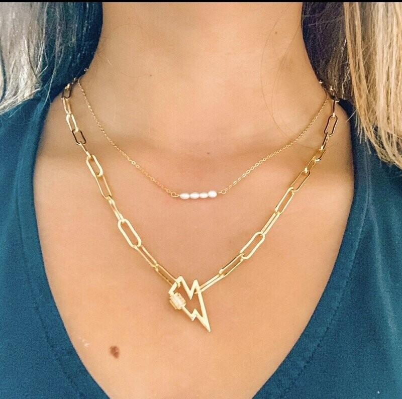 Lib's Lightning bolt chain necklace