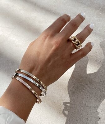 Mia Chain Ring