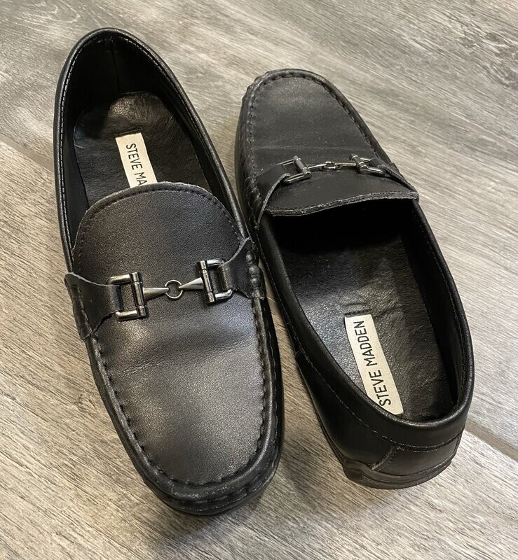 Shoes
STARTING @