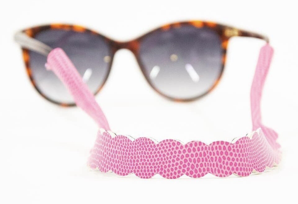 Lizard Scallop
Sunglass Straps