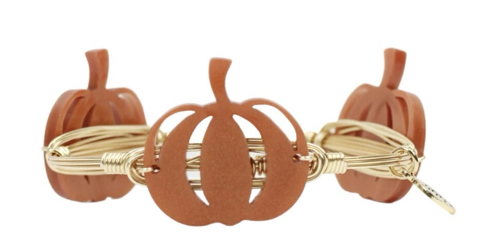 THE CARAMEL PUMPKIN BANGLE BRACELET