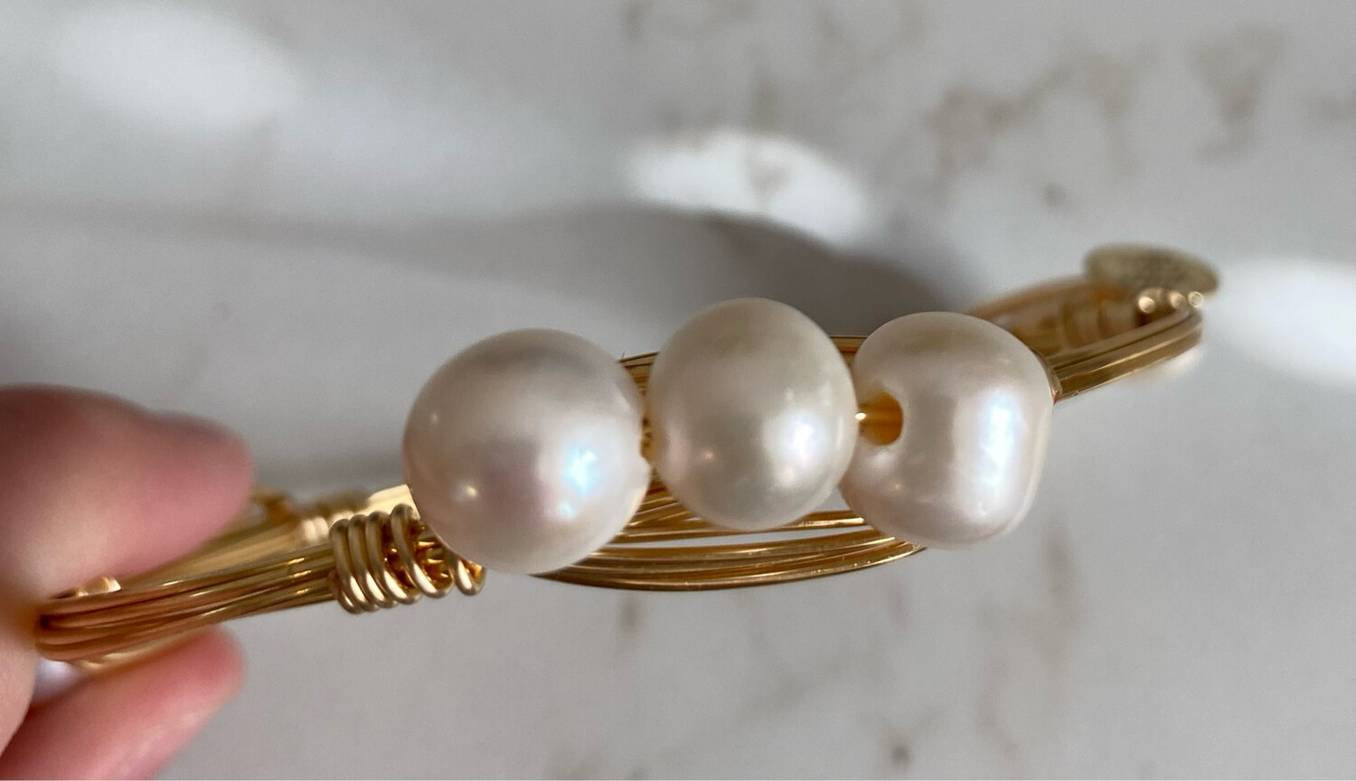 'All them Pearls' Bangle