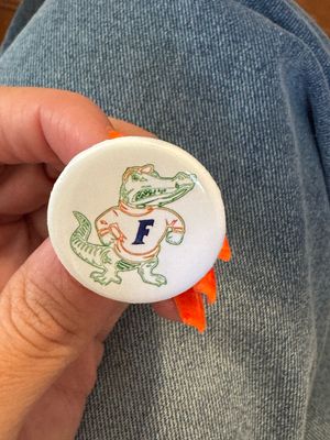 Gator Pins Albert White