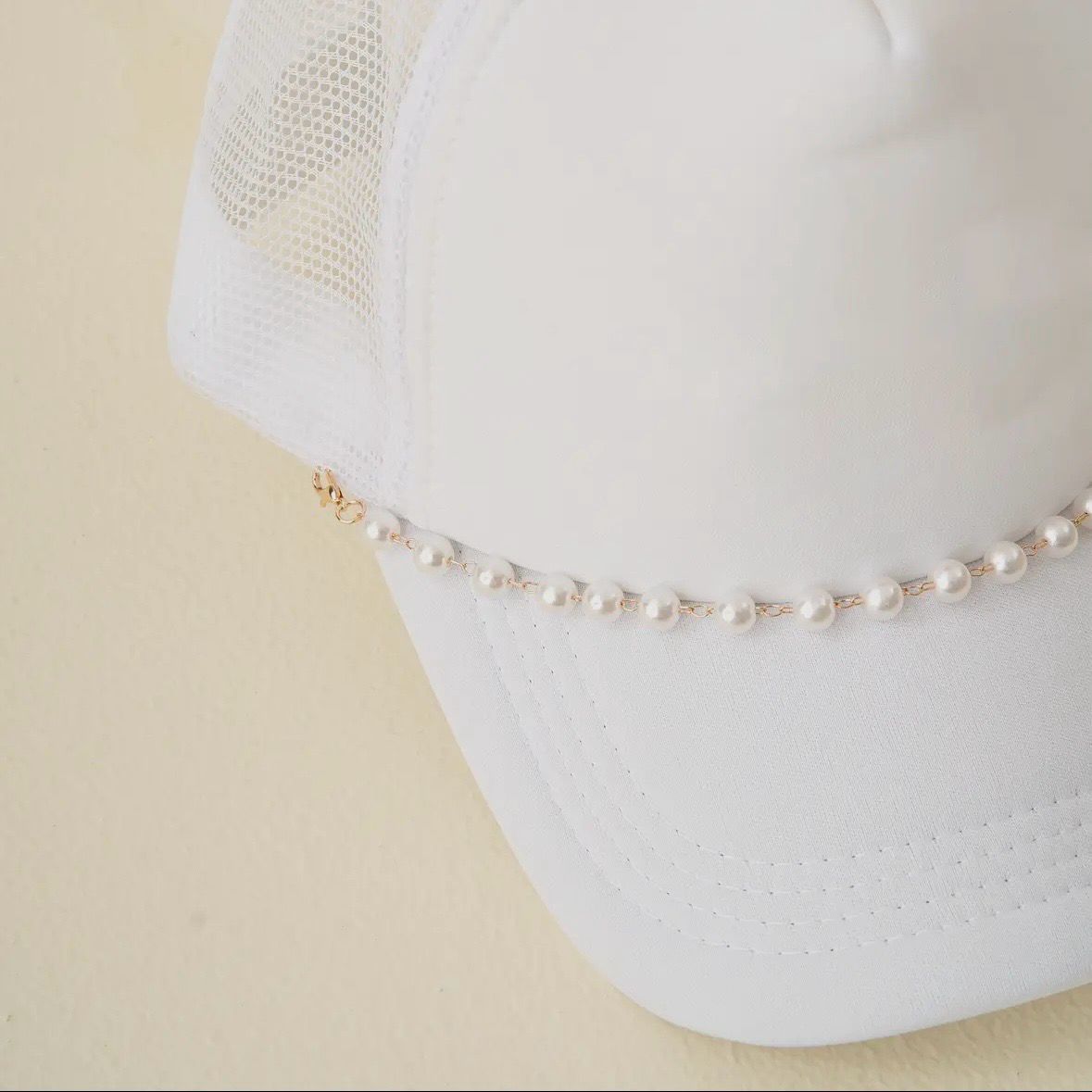 Dainty Pearl Trucker Hat Chain