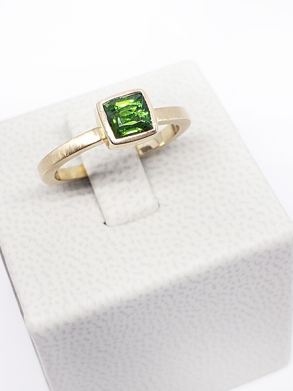 Bezel Set Tsavorite Solitaire