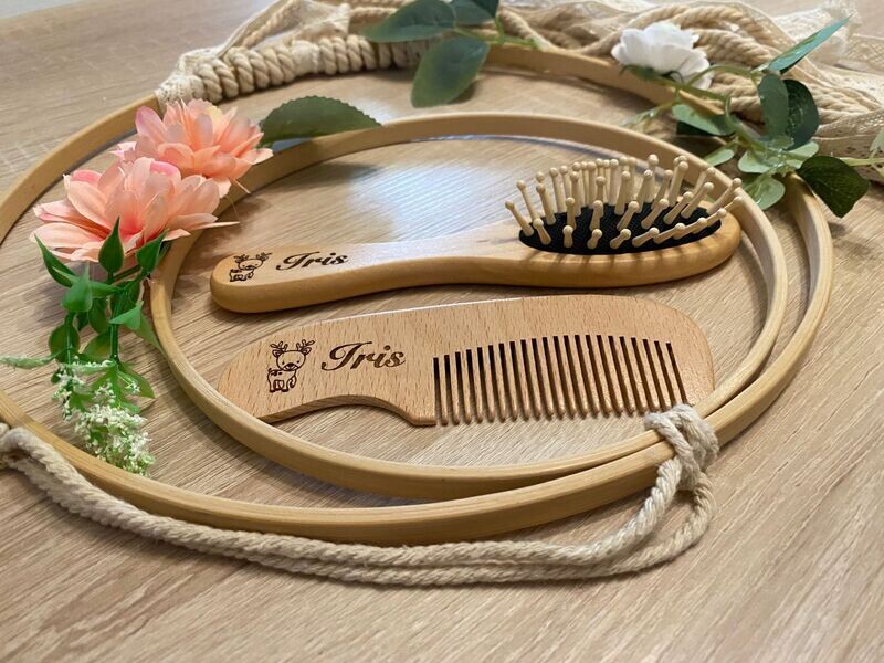 Peigne et brosse en bois naturel