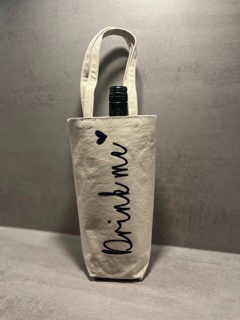 Wijntas Canvas Naturel "Drink me" Zwart fluweel letters