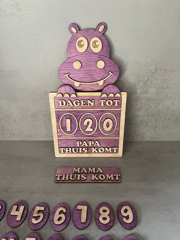 Aftelkalender Hippo hout Paars