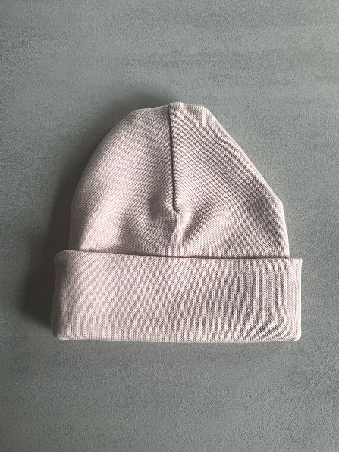 Babymuts met naam: Nude Roze