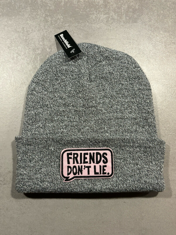 Muts/Beanie “Friends don’t lie”
