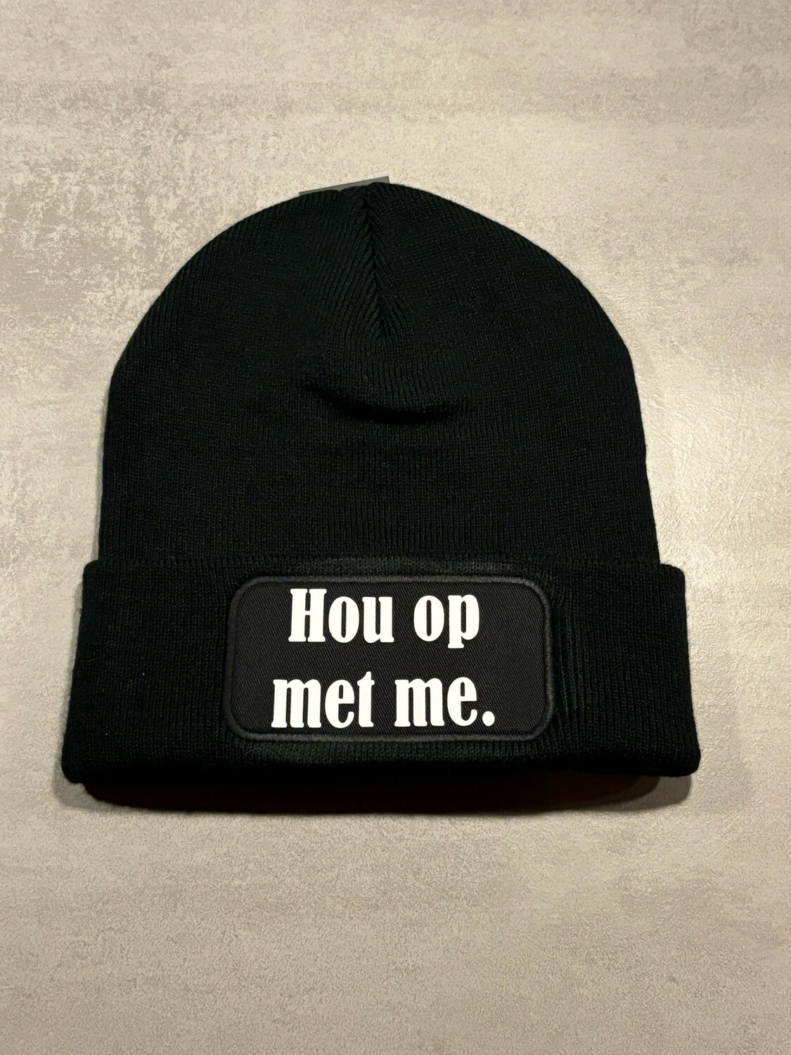 Muts/Beanie Zwart “Hou op met me”