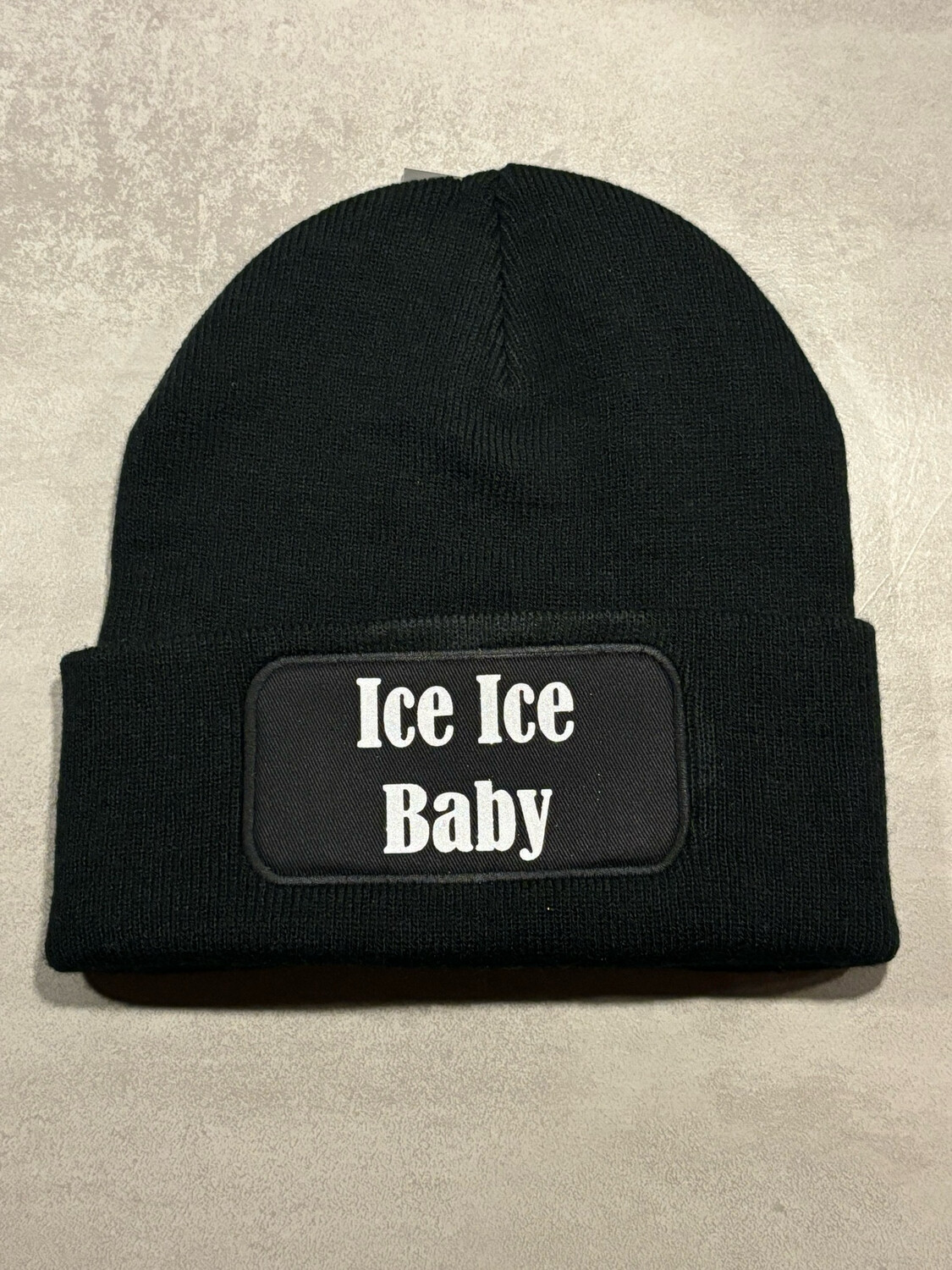 Muts/Beanie Zwart “Ice Ice Baby”