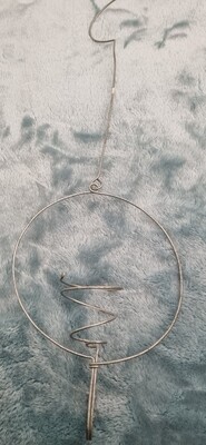 Circle shaped wire. 35cm