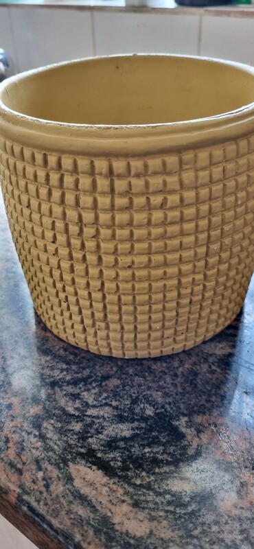 Pot ceramic round 