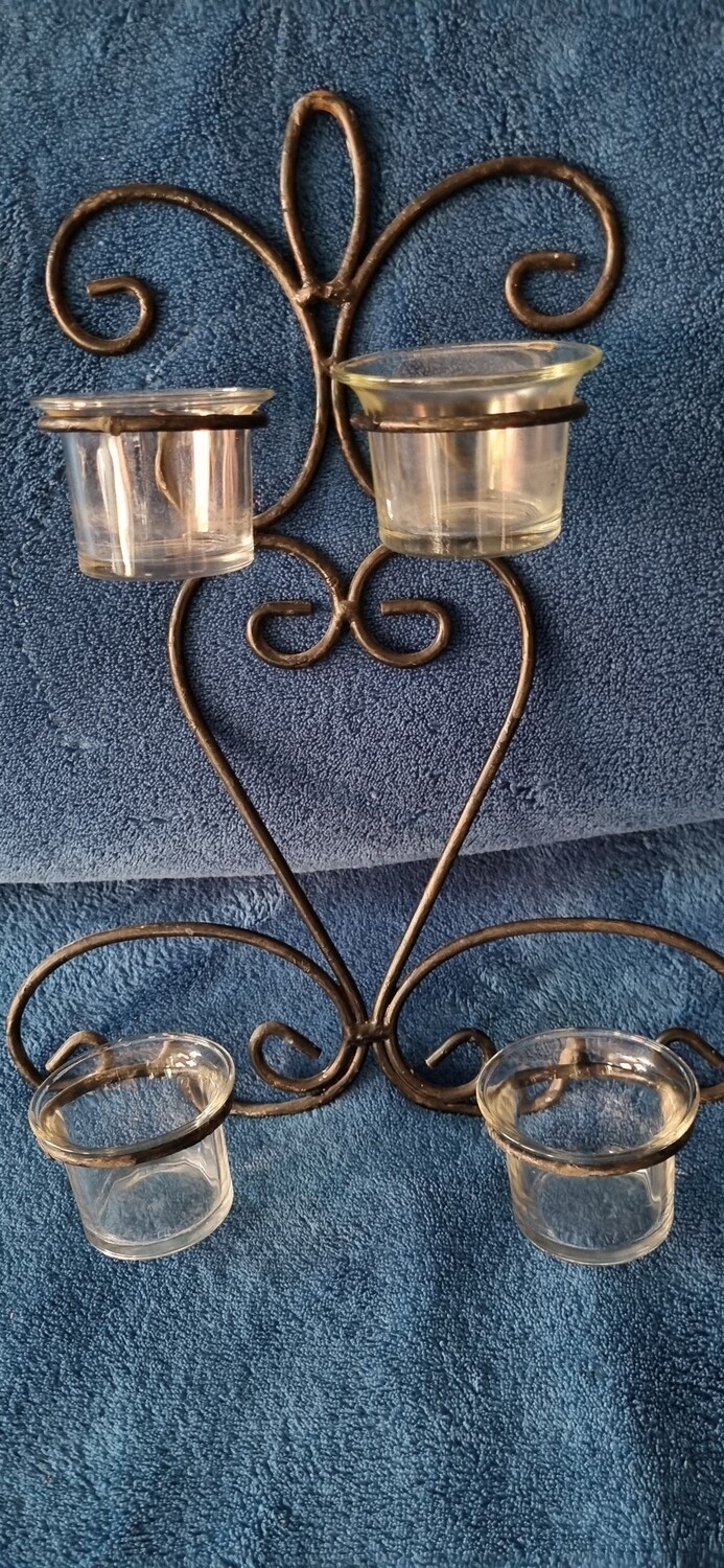 Wall steel frame with 4 potholders