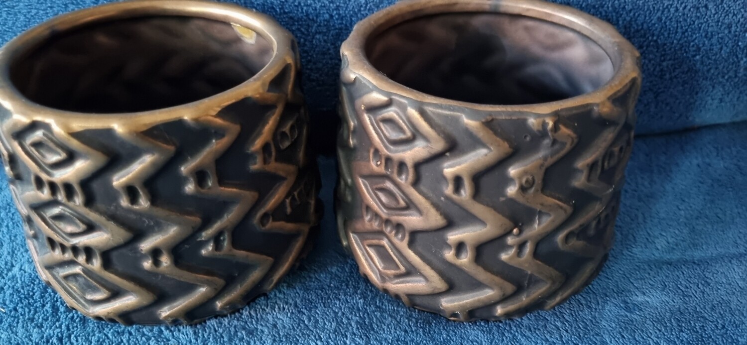 Pot ceramic bronze