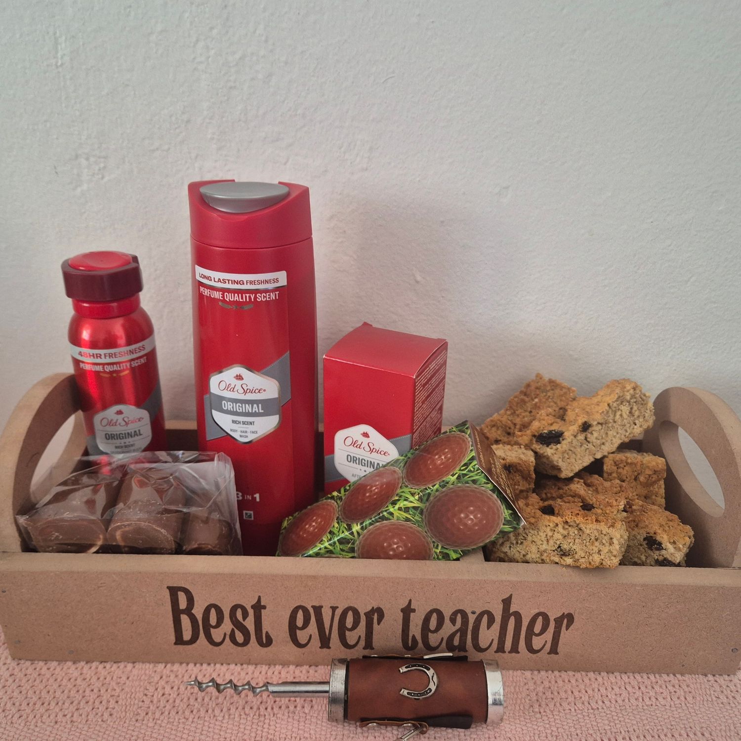 Men&#39;s teacher gifts hamper