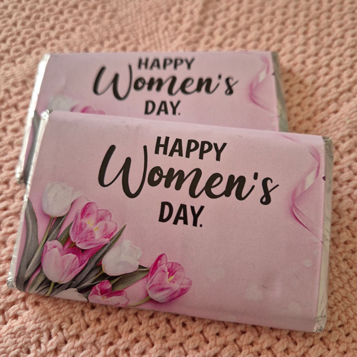 Happy womand say slabs pocket size