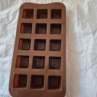 Silicone mold squares